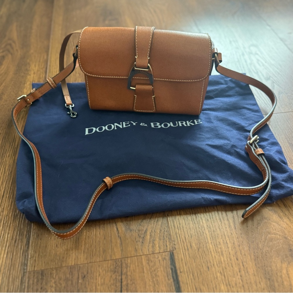 Dooney & Bourke Tan Leather Crossbody Bag with Adjustable Strap